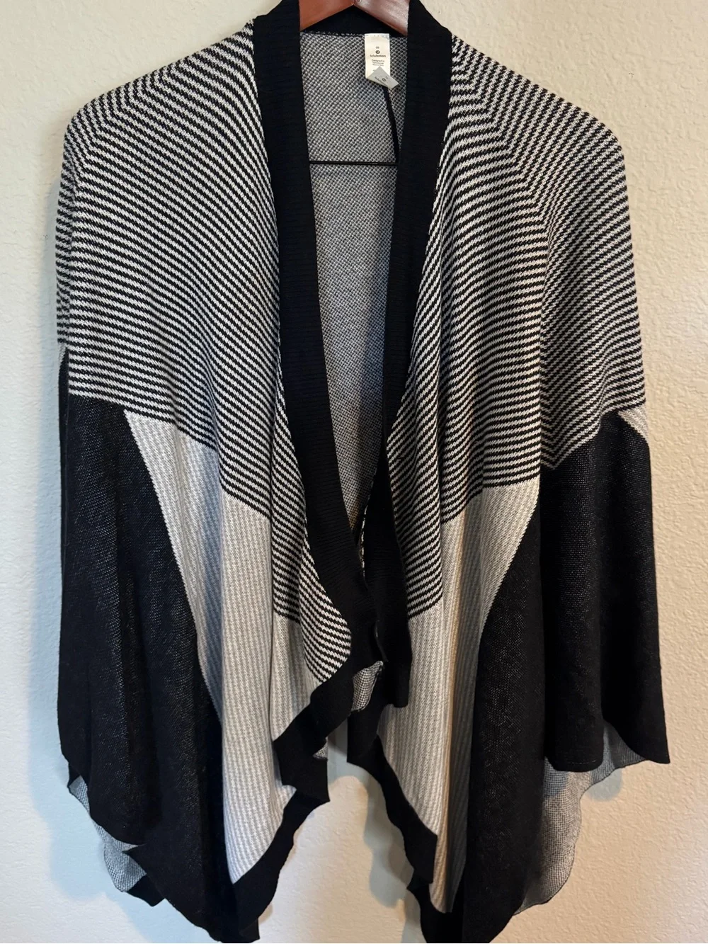 Lululemon Cashmere Blend Serenity Wrap O/S